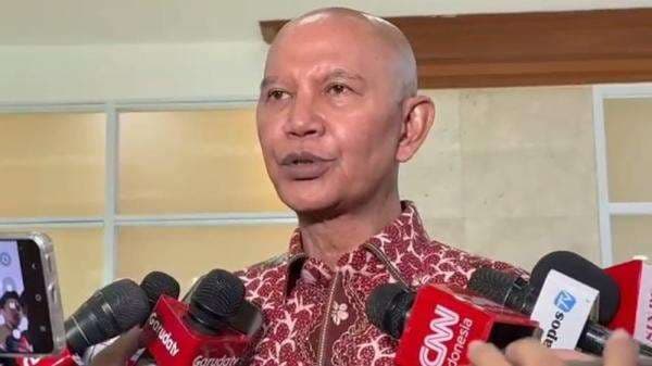 Banggar DPR Soroti Mundurnya Bos BEI-OJK, Singgung Kebijakan Free Float