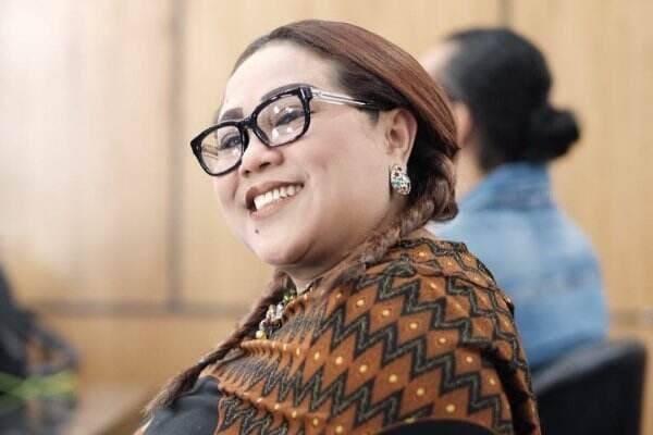 Ternyata, Ada Peran Deddy Corbuzier di Balik Hadiah Rumah untuk Nunung