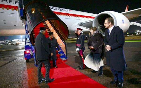 Kunjungi Inggris, Prabowo Jajaki Kerja Sama Produksi Kapal Nelayan hingga Konservasi Gajah