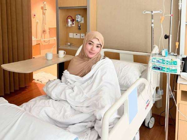 Bos Skincare Shella Saukia Mendadak Dilarikan ke RS, Sakit Apa?