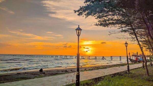 Pantai Widuri Pemalang, Surganya Pecinta Alam dengan Keindahannya Pantai Widuri Pemalang, Surganya Pecinta Alam dengan Keindahannya