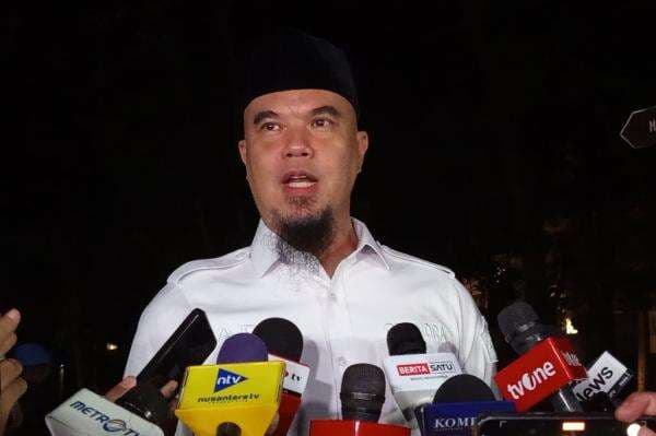 Mengejutkan! Ahmad Dhani Tak Ingin Ada Ngunduh Mantu di Pernikahan El Rumi dan Syifa Hadju Mengejutkan! Ahmad Dhani Tak Ingin Ada Ngunduh Mantu di Pernikahan El Rumi dan Syifa Hadju