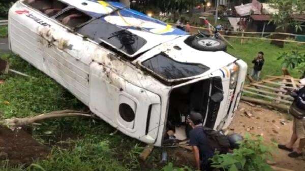 Pengakuan Sopir Elf Terguling di Jalur Pacet Mojokerto: Dari Atas Rem Sudah Habis