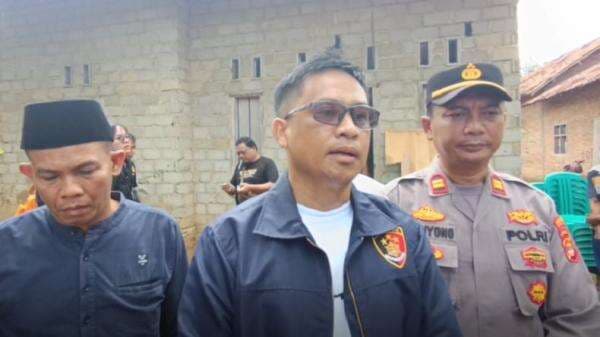 Kronologi Bocah 4 Tahun di Tulang Bawang Barat Dibunuh Ibu Kandung, Pelaku Sempat Mengamuk Kronologi Bocah 4 Tahun di Tulang Bawang Barat Dibunuh Ibu Kandung, Pelaku Sempat Mengamuk