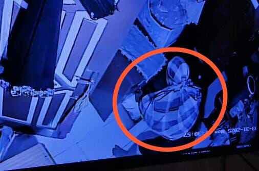 Viral Perampok Bertopeng Ninja Gasak Toko Mobil di Maros