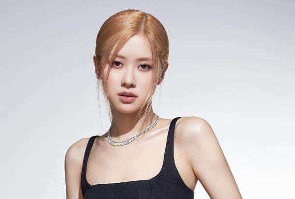 Susul Lisa, Rose BLACKPINK Resmi Gabung WME