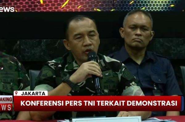 Kapuspen soal Anggota TNI di Demo Ricuh: Pasti Ada Prajurit Bertugas di Situasi Mengancam Kapuspen soal Anggota TNI di Demo Ricuh: Pasti Ada Prajurit Bertugas di Situasi Mengancam
