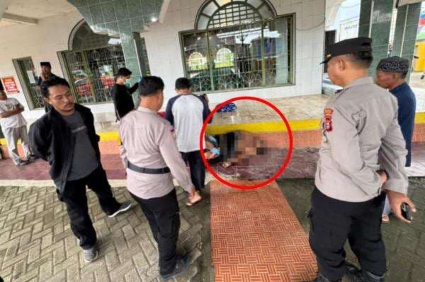 Mayat Pria Tanpa Identitas Ditemukan di Masjid Pangkep, Sempat Dibawa 7 OTK