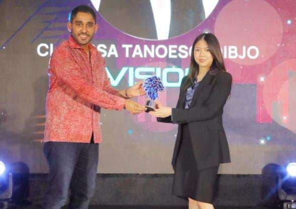 Clarissa Tanoesoedibjo Terima Penghargaan Netcore Awarding Night, Kepemimpinan di Vision+ Dinilai Brilian