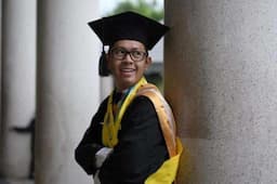 Kisah Inspiratif Rizal Galih, Lulus S2 UGM dengan IPK Sempurna dalam Waktu 22 Bulan