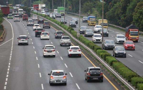 Berita 52-Iqbal 157 Ribu Kendaraan Kembali ke Jabotabek Usai Long Weekend