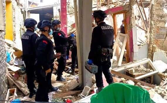 Olah TKP, Gegana Brimob Polda Metro Ungkap Penyebab Ledakan di Tangerang Selatan
