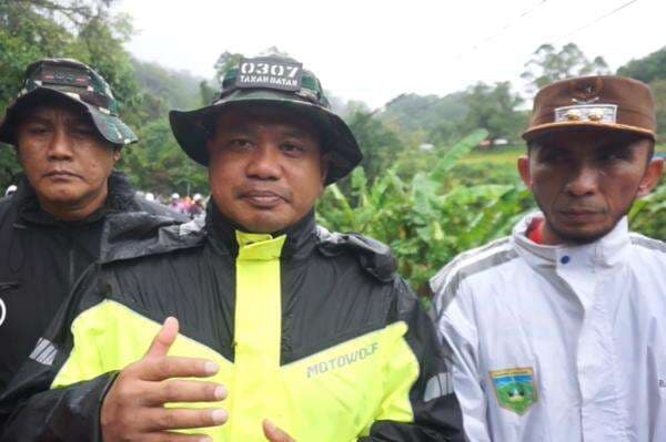 Puluhan Orang Hilang Diterjang Banjir-Longsor Lembah Anai, Dandim Tanah Datar: 20-40 Korban