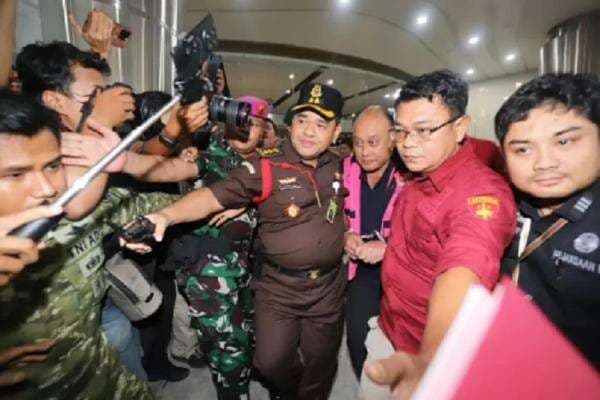 Kejagung Ungkap Tersangka Dadan Hindayana dan 2 Eks Waka BGN Bekerja Sama dan Saling Mengetahui