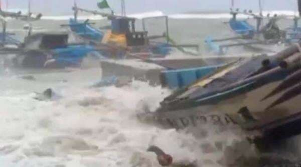 Peringatan Dini Cuaca BMKG, Bali dan Jatim Waspada Hujan Lebat Dampak Bibit Siklon 91S