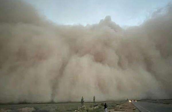 Dahsyatnya Badai Pasir di Saudi, seperti Tembok Setinggi 2 Km Melaju 100 Km per Jam