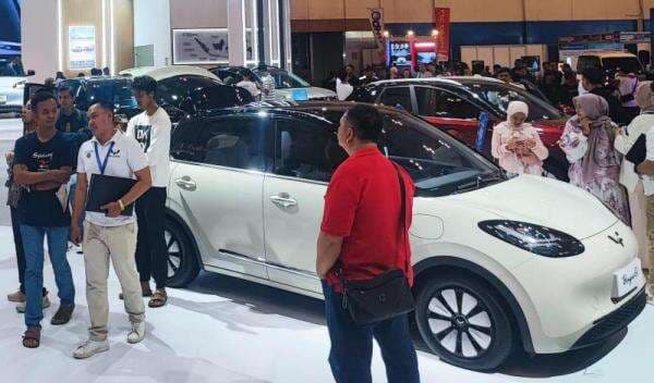 Cetak Penjualan 4.000 Unit, Mobil Listrik Binguo EV Mejeng di GJAW 2024 Cetak Penjualan 4.000 Unit, Mobil Listrik Binguo EV Mejeng di GJAW 2024