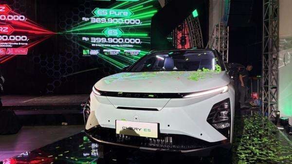 Bukan Perang Harga, Ini Alasan Chery Jual Mobil Terbaru Lebih Murah