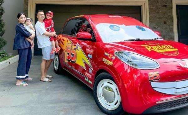 Ulang Tahun Ke-3 Cipung Dapat Kado Mobil Rp300 Jutaan, Netizen: Ultah Kita Sama Nasib Beda Ulang Tahun Ke-3 Cipung Dapat Kado Mobil Rp300 Jutaan, Netizen: Ultah Kita Sama Nasib Beda