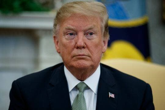 Trump Berencana Hentikan Sementara Tarif Impor Mobil, Ini Alasannya