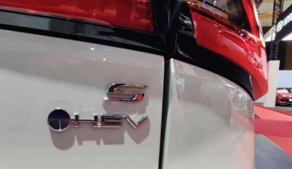 Penyebab Harga Mobil Hybrid Lebih Mahal dari Kendaraan Listrik