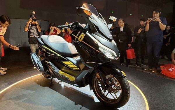 Honda Forza 350 Edisi Spesial Meluncur, Hanya 500 Unit