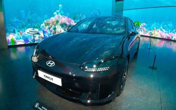 Benarkah Mobil Listrik Aman Saat Terjang Banjir? Hyundai: Lebih Baik Dihindari