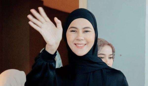 Dipermalukan Bercerai karena Selingkuh, Paula Verhoeven Minta Bantuan Hotman Paris