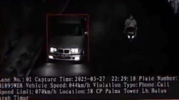 Setelah Ambulans, Viral Mobil Kena Tilang Elektronik Gegara Penumpang Main HP