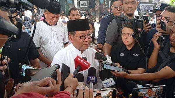 Melayat ke Rumah Duka Bunda Iffet, Pramono dan Rano Karno: Beliau Ibu bagi Pencinta Musik Indonesia 