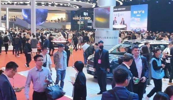 Perang Harga Mobil Listrik Picu Krisis Besar, Industri Otomotif China di Ujung Tanduk