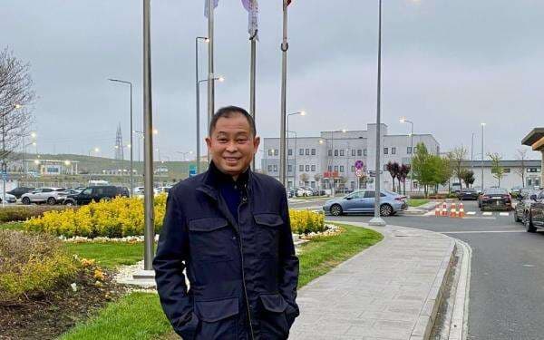 United Tractors (UNTR) Angkat Ignasius Jonan Jadi Komisaris Independen