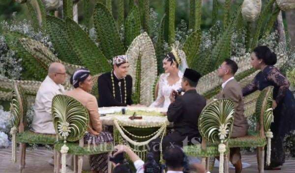 Maxime Bouttier Berikan Mas Kawin Logam Mulia 7,5 Gram dan Uang 2025 Dolar AS Maxime Bouttier Berikan Mas Kawin Logam Mulia 7,5 Gram dan Uang 2025 Dolar AS