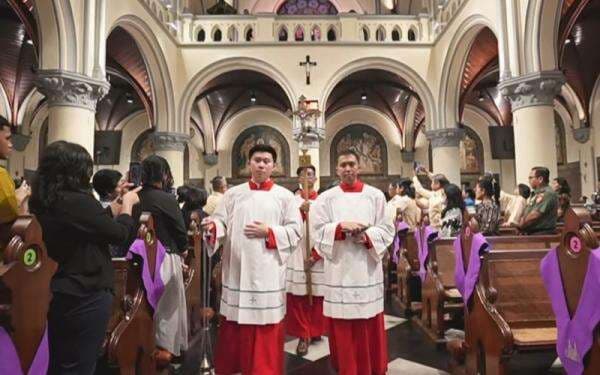 Gereja Katedral Jakarta Gelar Misa Requiem Paus Fransiskus, Dubes Vatikan Hadir
