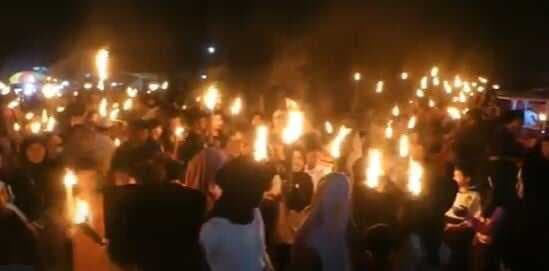 45 Tema Takbir Keliling Idul Fitri 2025: Semarakkan Malam Kemenangan!