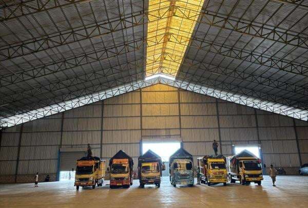 Berkat Kerjasama TNI, Serapan Gabah dan Beras di BULOG Karawang Hampir Capai Target Berkat Kerjasama TNI, Serapan Gabah dan Beras di BULOG Karawang Hampir Capai Target