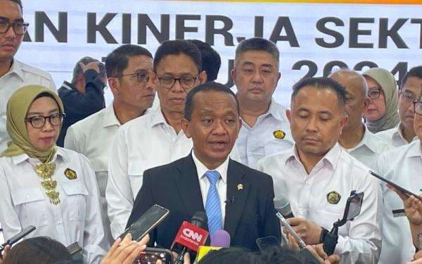 Menteri Bahlil Sarankan SPBU Swasta Beli BBM dari Pertamina