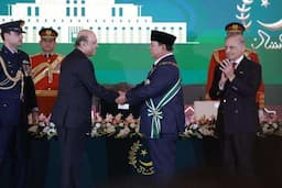 Prabowo Dianugerahi Bintang Tertinggi Pakistan oleh Presiden Asif Ali