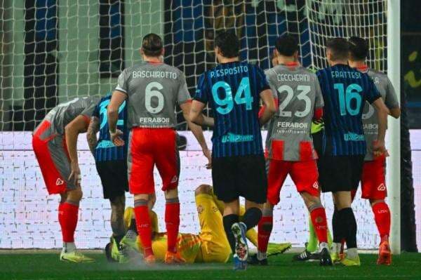 Emil Audero Tetap Bermain usai Kena Petasan, Pelatih Cremonese Angkat Topi