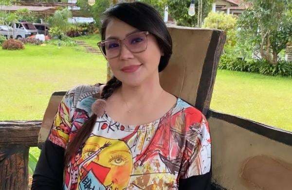 Tessa Kaunang Somasi Sandy Tumiwa Gegara Foto Hijab Editan: Dia Pansos! Tessa Kaunang Somasi Sandy Tumiwa Gegara Foto Hijab Editan: Dia Pansos!