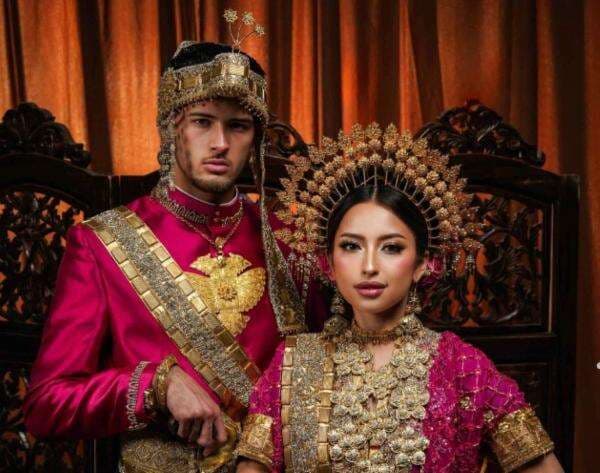 6 Pemain Naturalisasi yang Kepincut dengan Perempuan Indonesia, Nomor 1 Tergoda Selebgram