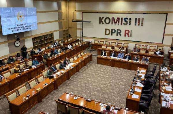 DPR Soroti Ada Calon Hakim Agung Diduga Plagiat tapi Bisa Lolos Seleksi