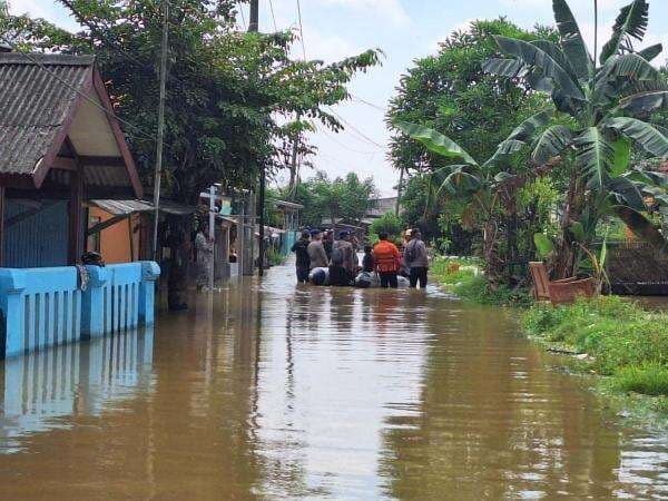 Dilema Warga Karangligar, Rumah Masih Layak, Tapi Harus Dibongkar Demi Bantuan Rumah Panggung