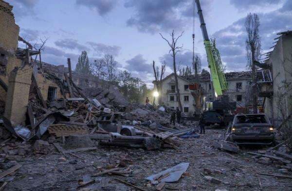 Serangan Rusia ke Ukraina Hancurkan Kedubes Azerbaijan