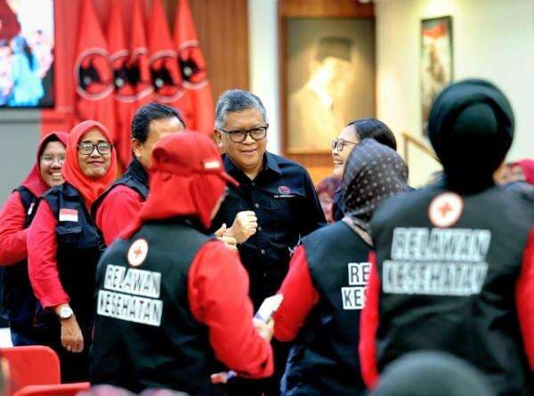 Hasto: Relawan PDIP Jangan Hanya Pencitraan untuk Kepentingan Elektoral!