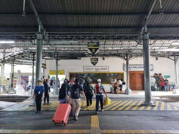 Tiket KA Ludes! KAI Daop 6 Catat Lonjakan Arus Balik, Sri Tanjung Tembus 534 Okupansi