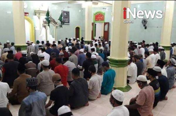 Mengapa Ada Shalat Tarwih 20 Rakaat dan 8 Rakaat, Ini Dalilnya!