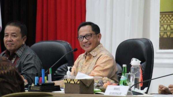 Pelantikan Kepala Daerah Terpilih Digelar Serentak, Ini Penjelasan Mendagri