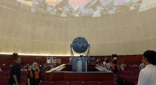 Planetarium Sempat Mati Suri 12 Tahun, Peminat Membeludak, Tiket Langsung Full