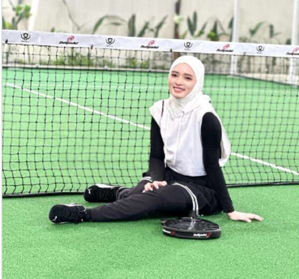 4 Potret Inara Rusli Lagi Main Padel di Tengah Isu Perselingkuhan dengan Suami Orang